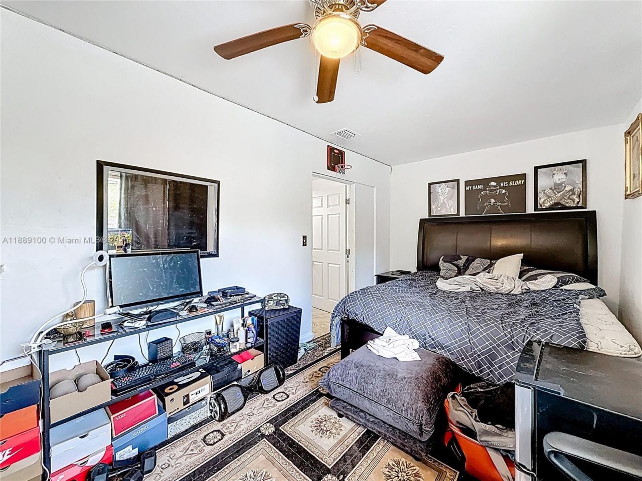 605 NE 164th St, Miami, FL 33162 Photo