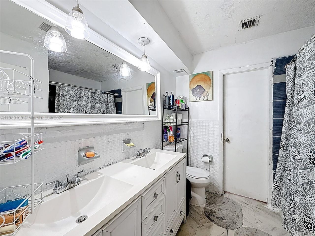 605 NE 164th St, Miami, FL 33162 Photo