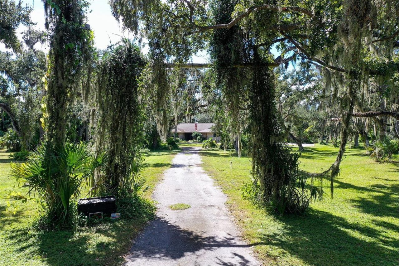 5850 Vanderipe Road, Sarasota, FL 34241 Photo