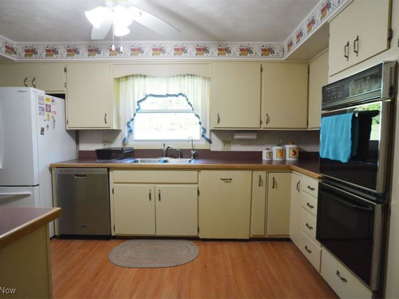 13170 Caves Road, Chesterland, OH 44026 Photo 12