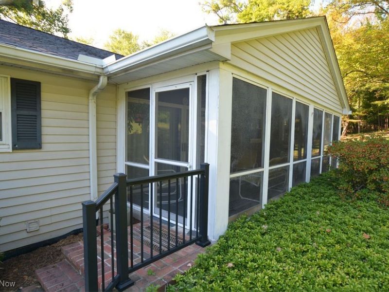 13170 Caves Road, Chesterland, OH 44026 Photo 28