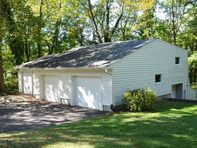 13170 Caves Road, Chesterland, OH 44026 Photo 34