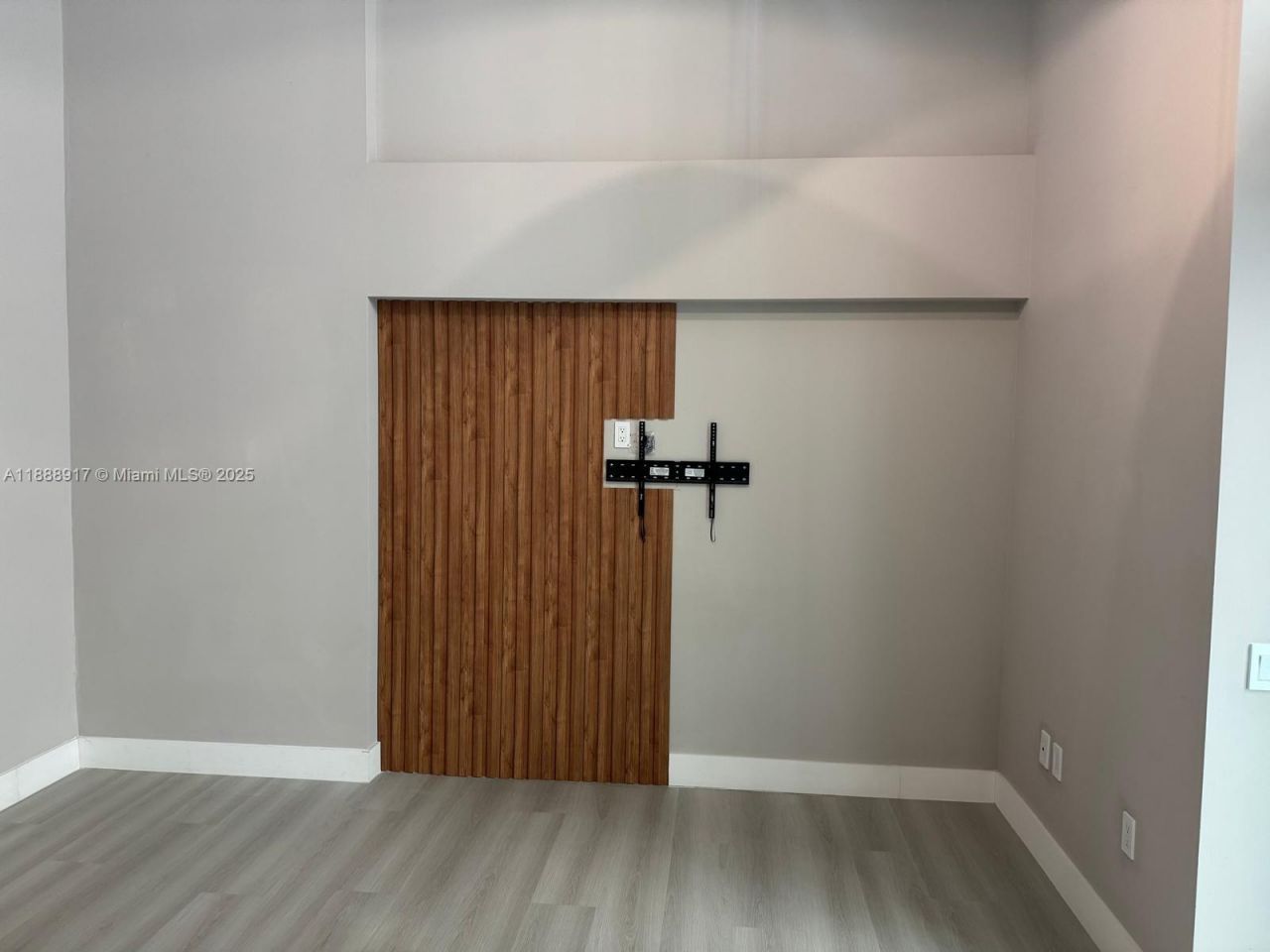 41 SE 5th St, Unit 501, Miami, FL 33131 Photo