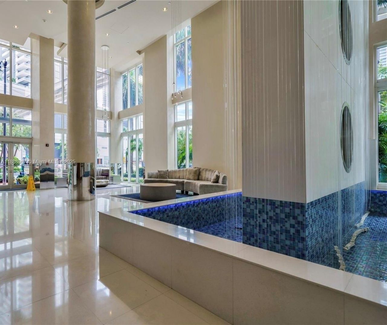 41 SE 5th St, Unit 501, Miami, FL 33131 Photo