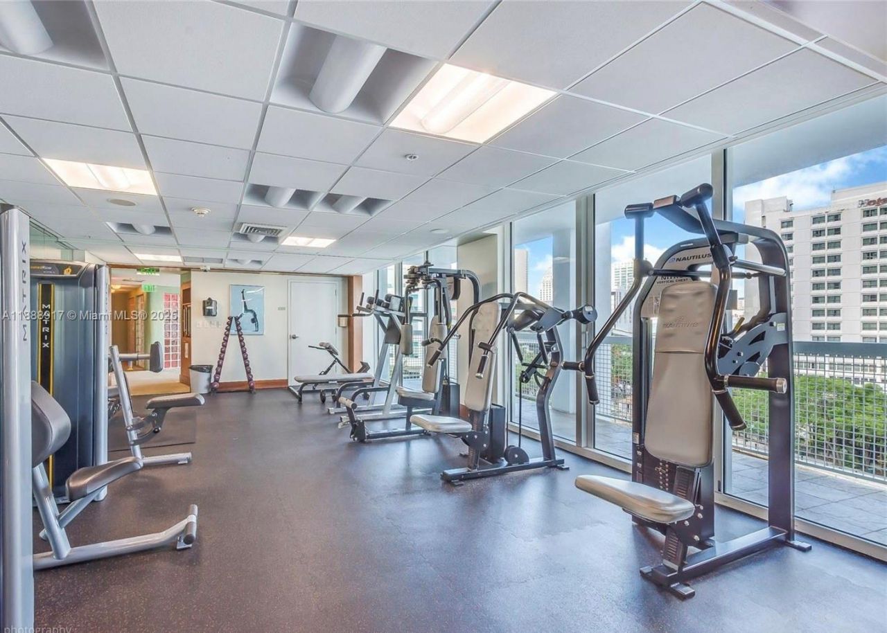 41 SE 5th St, Unit 501, Miami, FL 33131 Photo