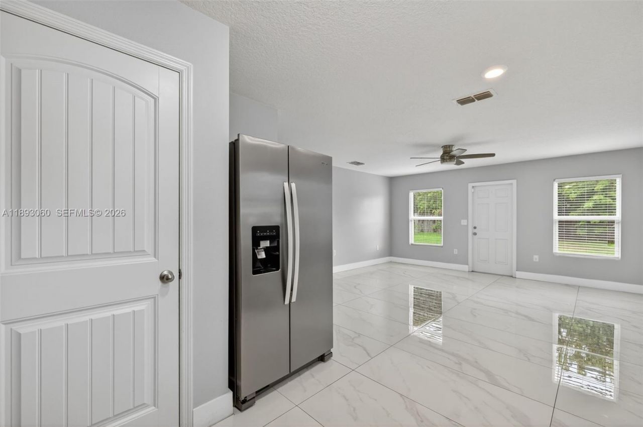 1977 SE Floresta Dr, Port Saint Lucie, FL 34983 Photo