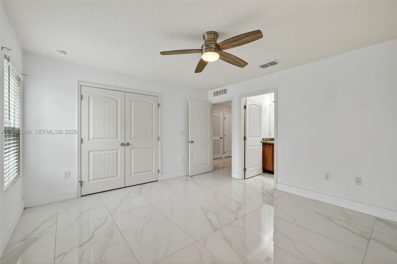 1977 SE Floresta Dr, Port Saint Lucie, FL 34983 Photo