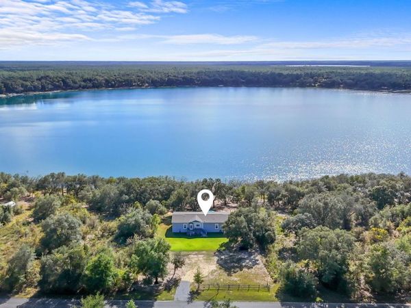 4505 Leisure Lakes Drive, Chipley, FL 32428