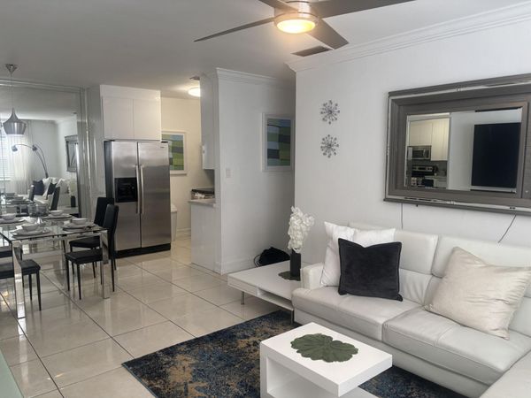 299 SW 7th Street, Unit 110, Boca Raton, FL 33432