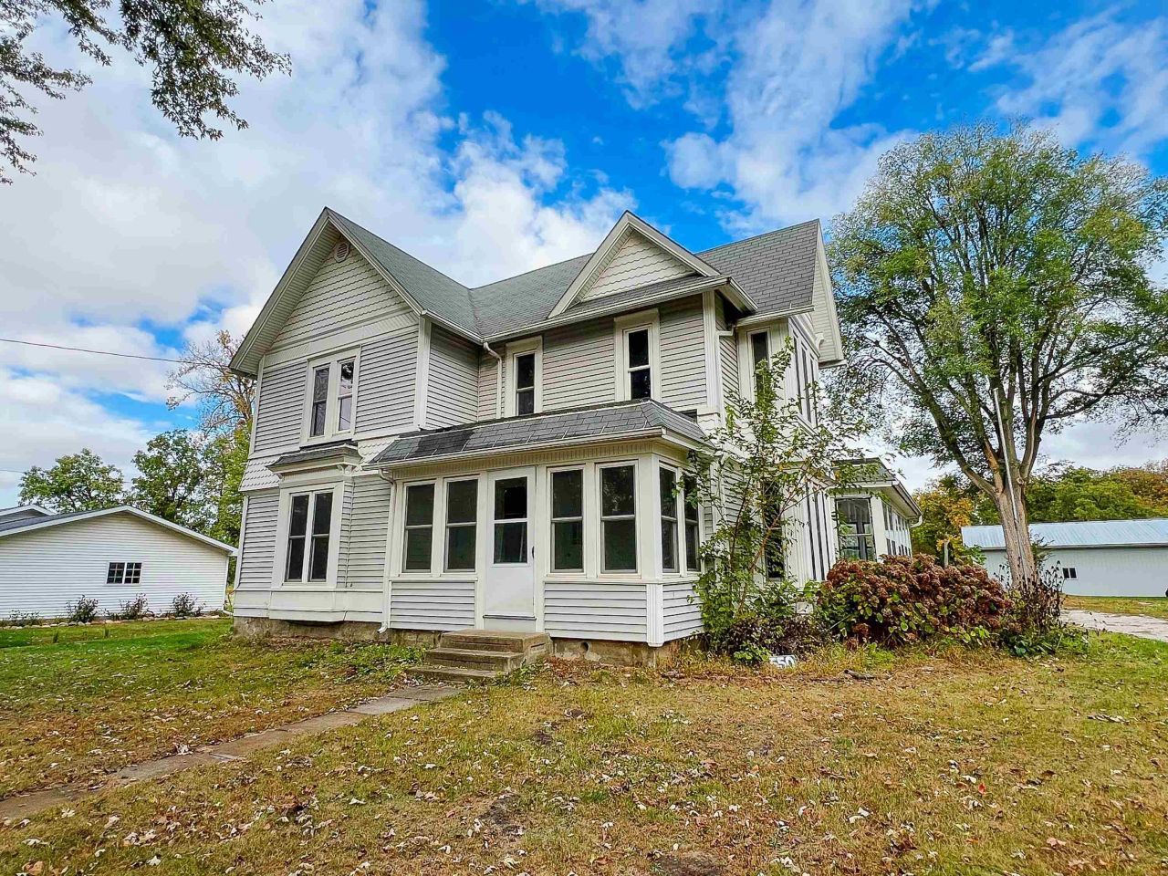 550 N 1st Street, Maynard, IA 50655 Main Photo