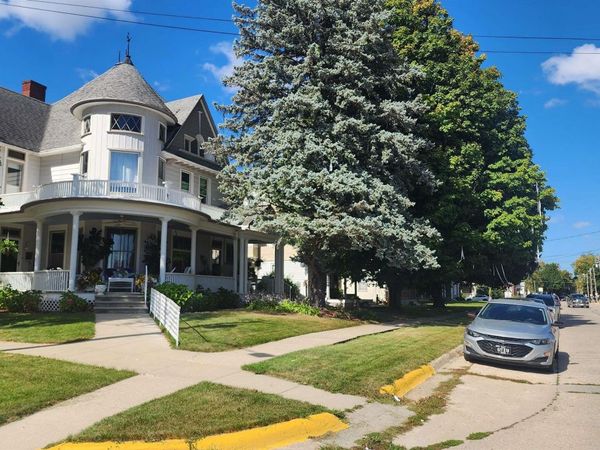 301 NW First Street, Elkader, IA 52043