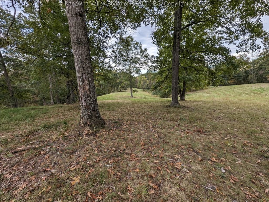 3948 Long Ridge Road, Apple Grove, WV 25502 Main Photo