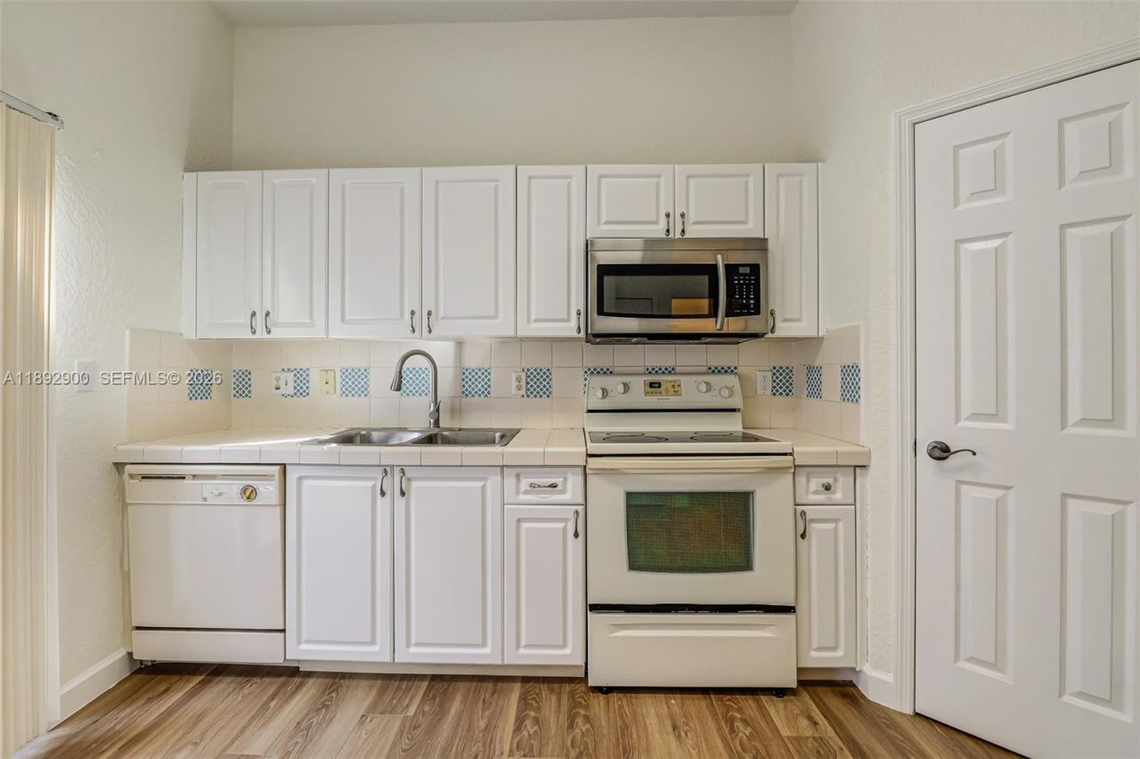 1947 SE 23rd Rd, Homestead, FL 33035 Photo