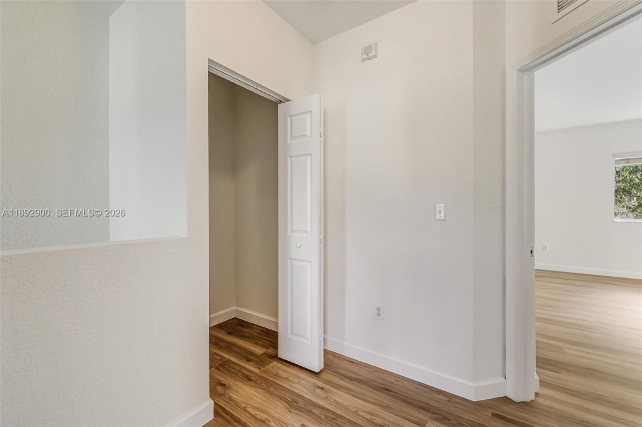 1947 SE 23rd Rd, Homestead, FL 33035 Photo