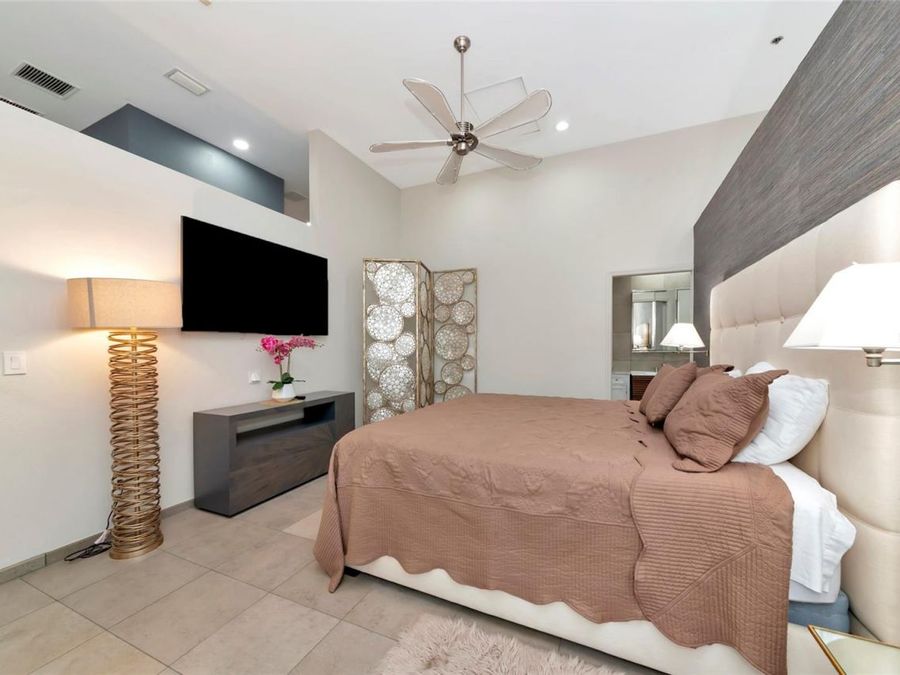 Property Image 80