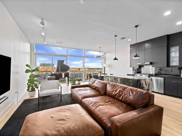 555 E 5th ST, Unit 521, Austin, TX 78701