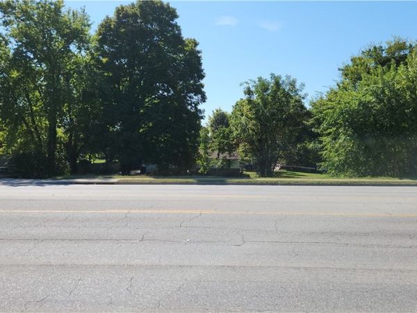 413 W Highway 264 , Springdale, AR 72764