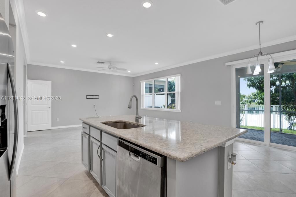 1422 Silk Oak Dr, Hollywood, FL 33021 Photo