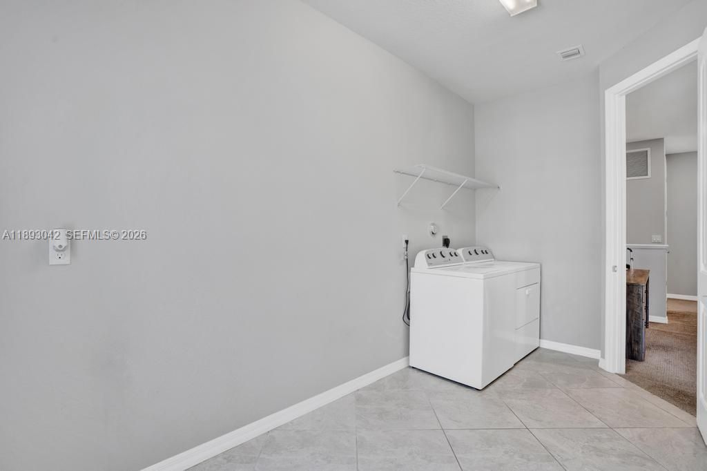 1422 Silk Oak Dr, Hollywood, FL 33021 Photo