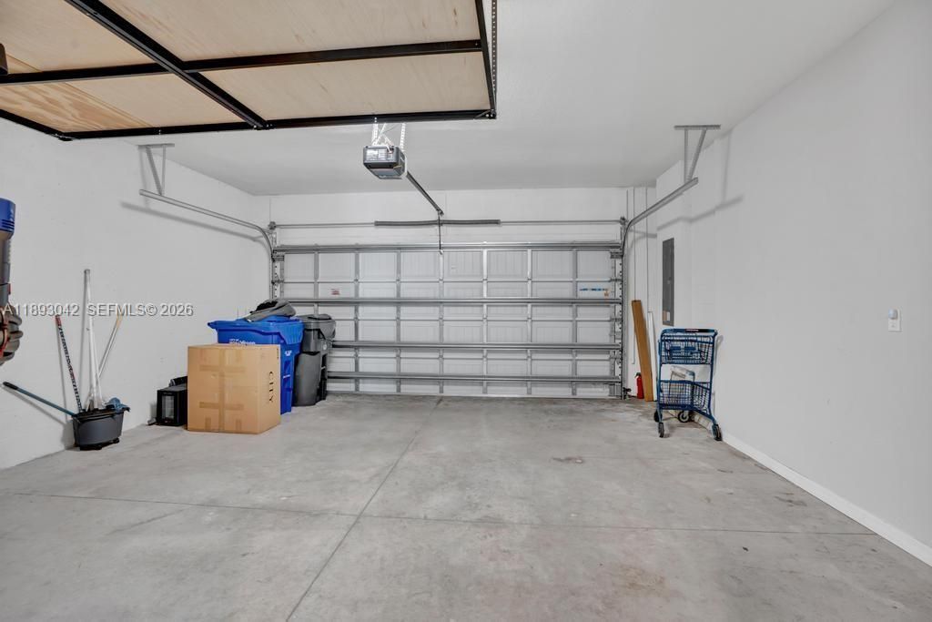 1422 Silk Oak Dr, Hollywood, FL 33021 Photo