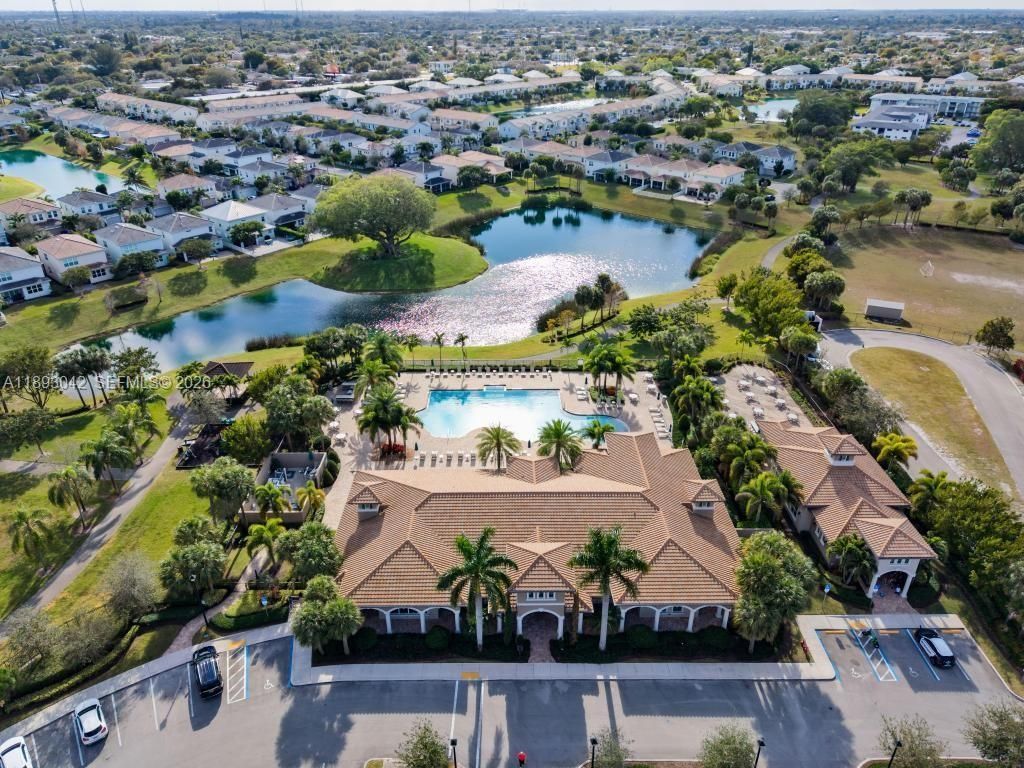 1422 Silk Oak Dr, Hollywood, FL 33021 Photo