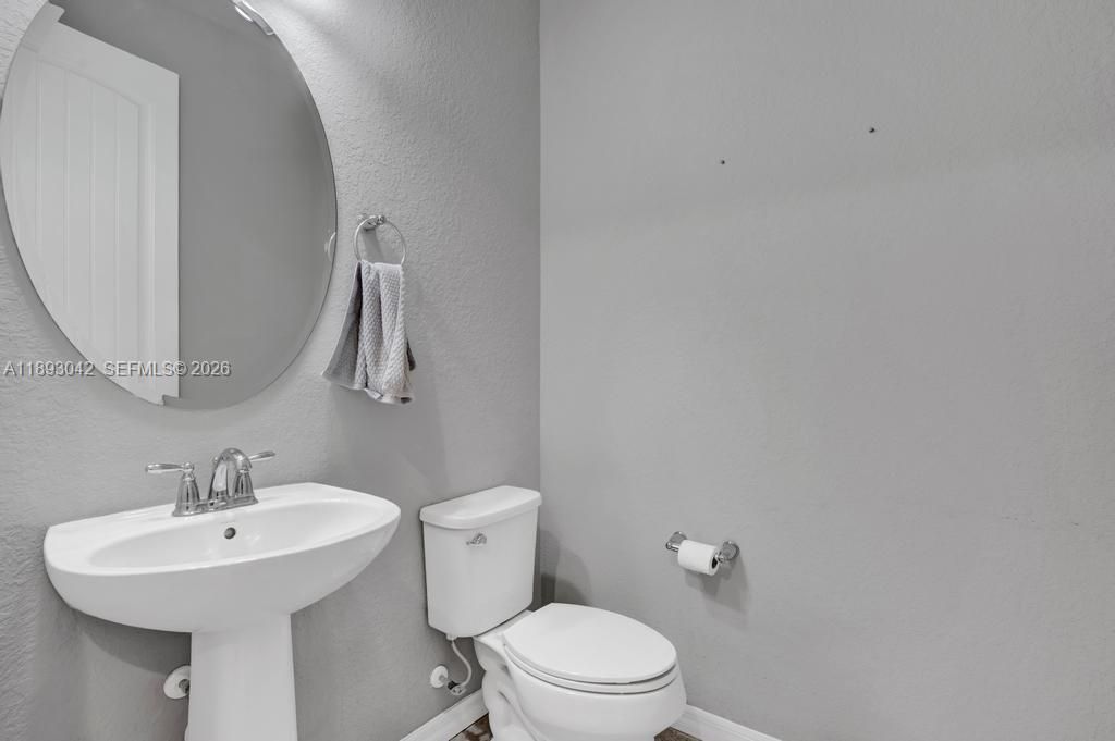 1422 Silk Oak Dr, Hollywood, FL 33021 Photo