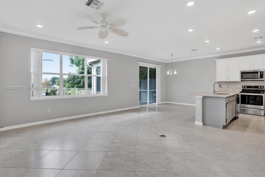 1422 Silk Oak Dr, Hollywood, FL 33021 Photo