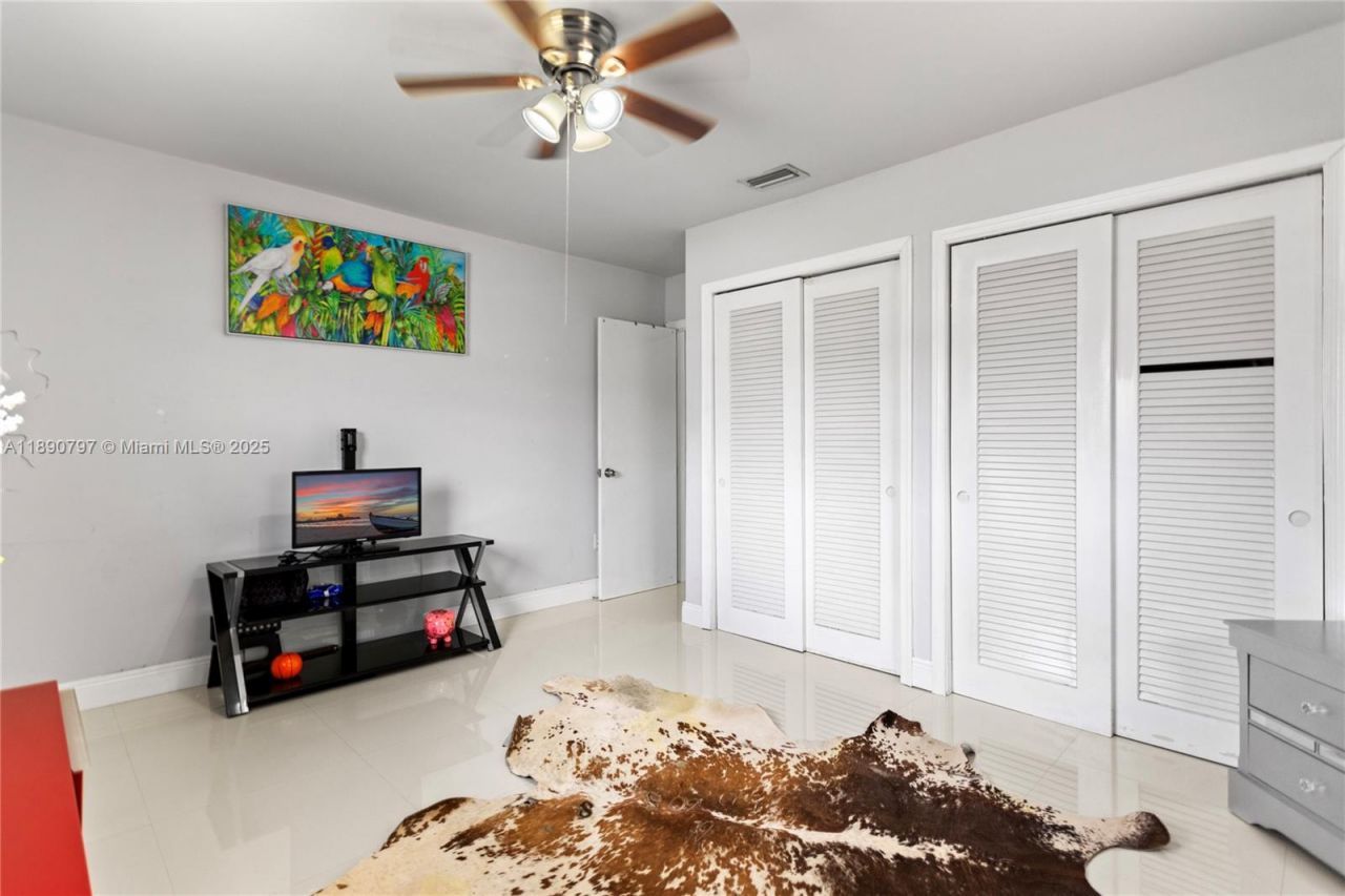 8517 NW 57th Ct, Tamarac, FL 33321 Photo