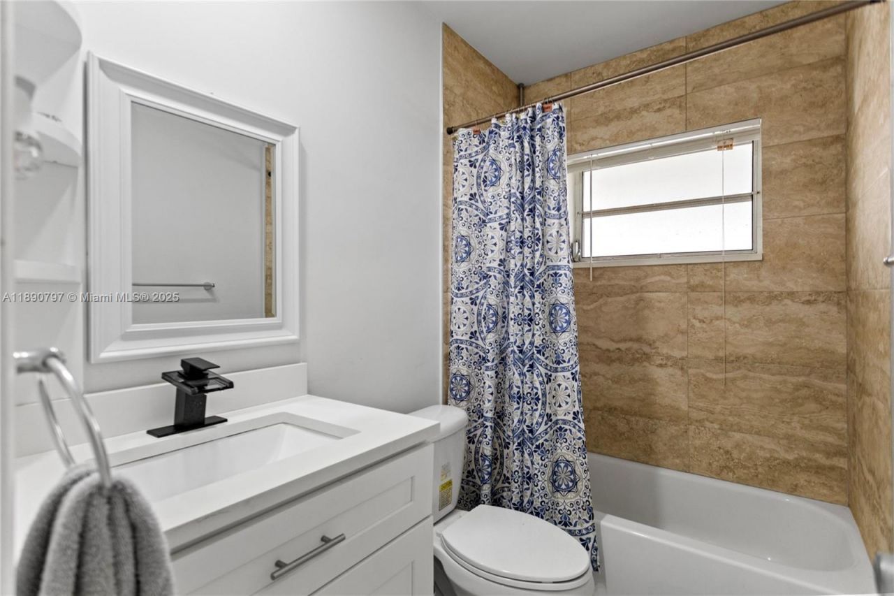 8517 NW 57th Ct, Tamarac, FL 33321 Photo