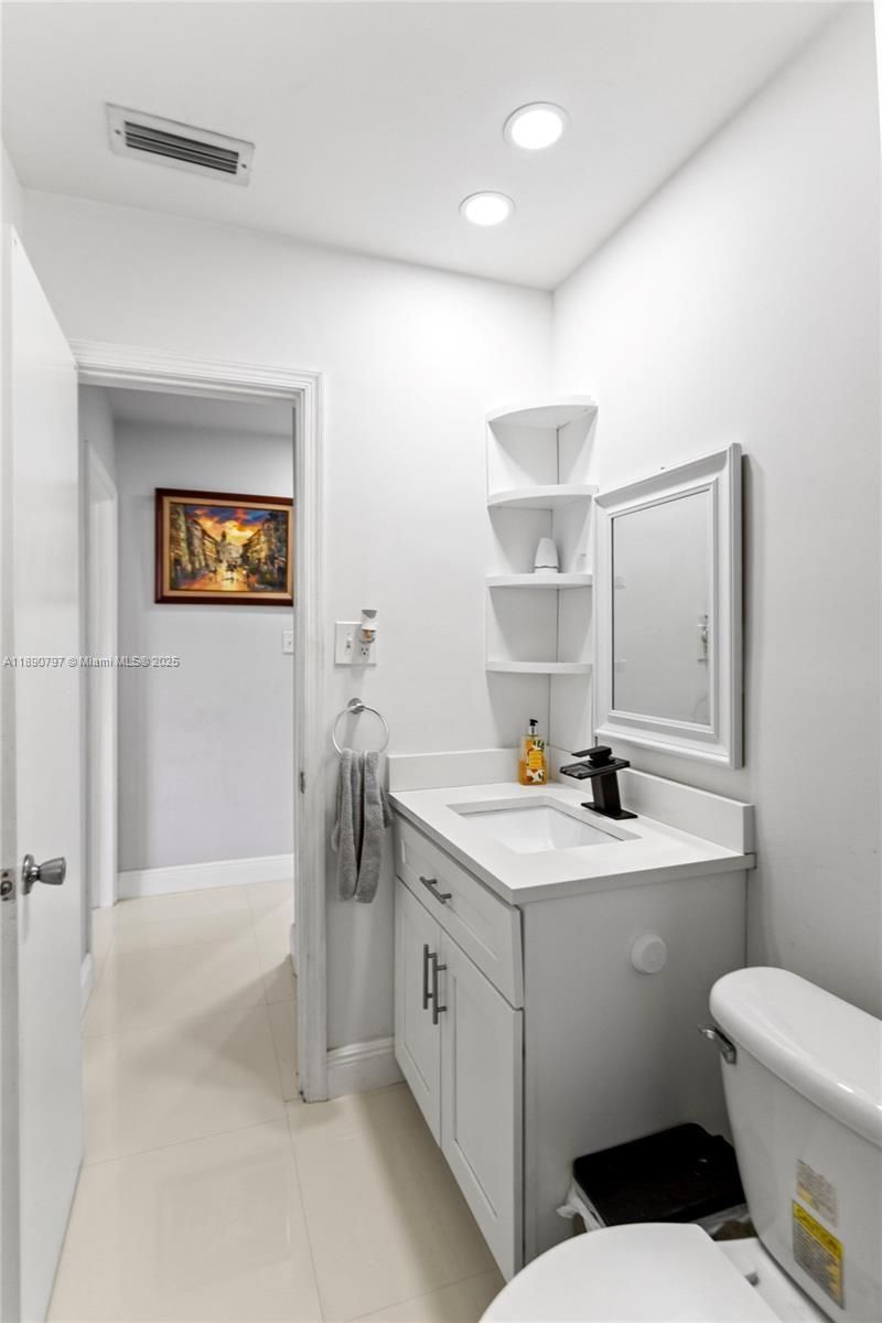 8517 NW 57th Ct, Tamarac, FL 33321 Photo