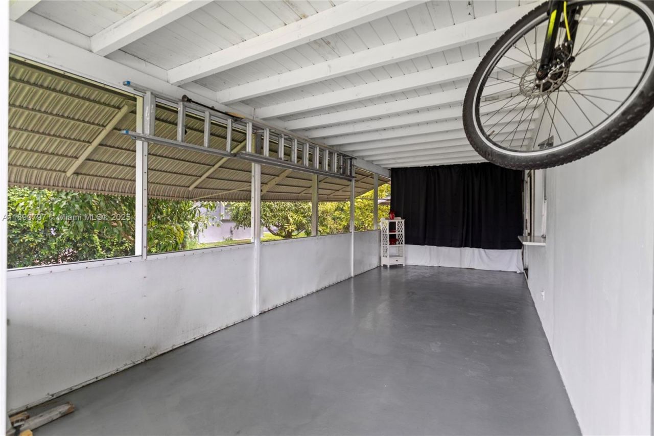 8517 NW 57th Ct, Tamarac, FL 33321 Photo