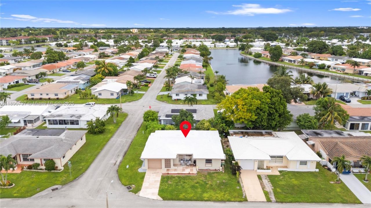 8517 NW 57th Ct, Tamarac, FL 33321 Photo