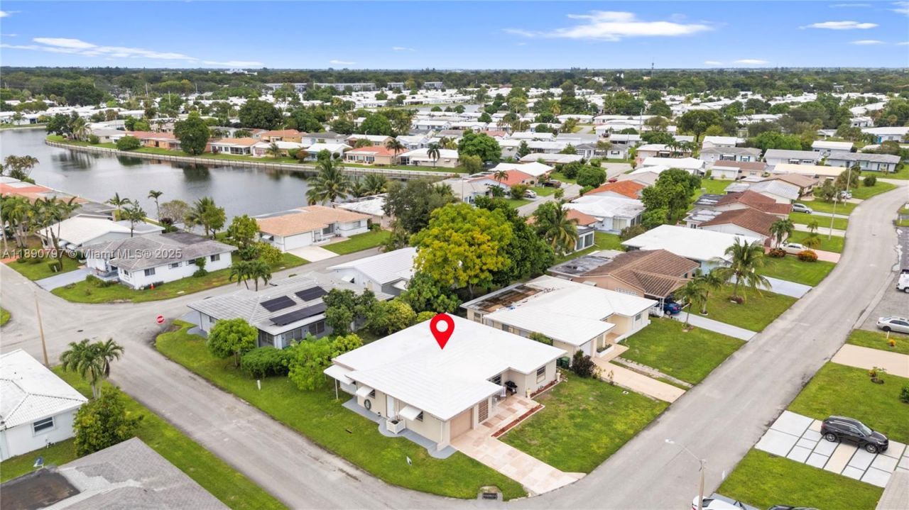 8517 NW 57th Ct, Tamarac, FL 33321 Photo