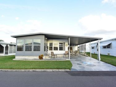 2122 WATERVIEW DRIVE, HOLIDAY, FL 34691