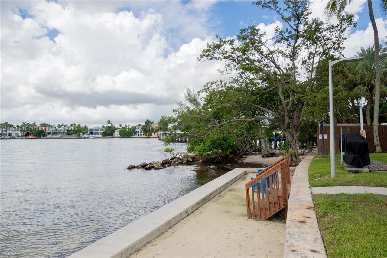 3 Grove Isle Dr, Unit C308, Miami, FL 33133 Photo