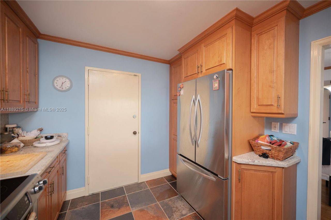 3 Grove Isle Dr, Unit C308, Miami, FL 33133 Photo