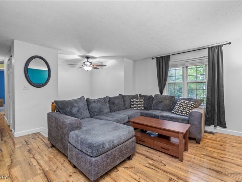 2908 Wexford Boulevard, Stow, OH 44224 Photo 2