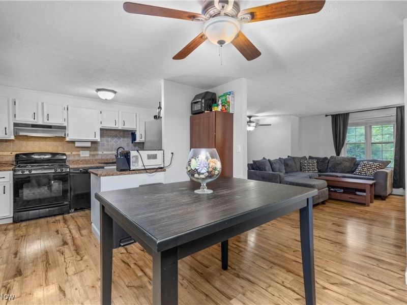 2908 Wexford Boulevard, Stow, OH 44224 Photo 6