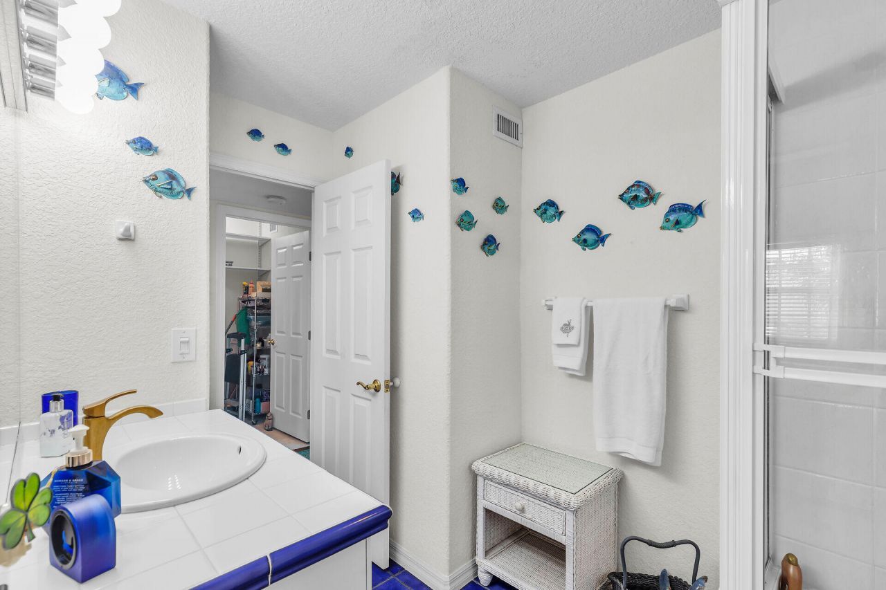 996 97th Street Ocean, Marathon, FL 33050 Photo