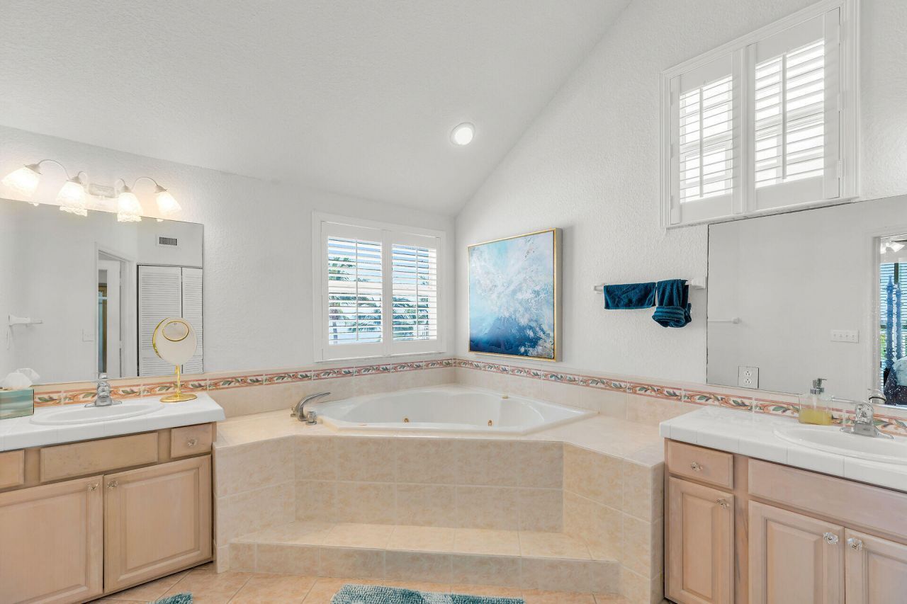 996 97th Street Ocean, Marathon, FL 33050 Photo