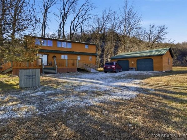 270 Foggy Bottom Road, Roach, MO 65787
