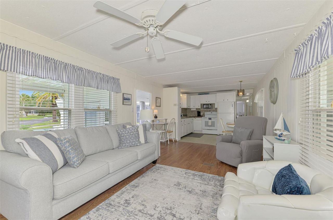 259 Inner Drive E, Venice, FL 34285 Photo