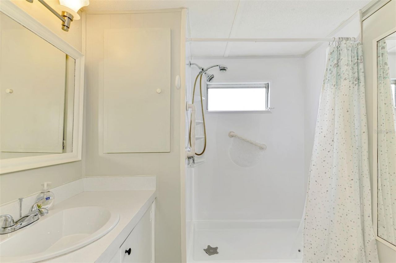 259 Inner Drive E, Venice, FL 34285 Photo