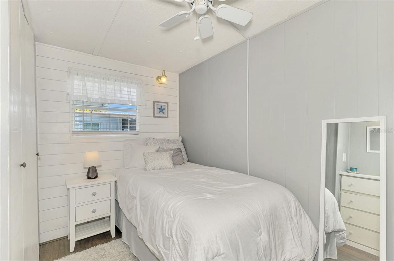259 Inner Drive E, Venice, FL 34285 Photo