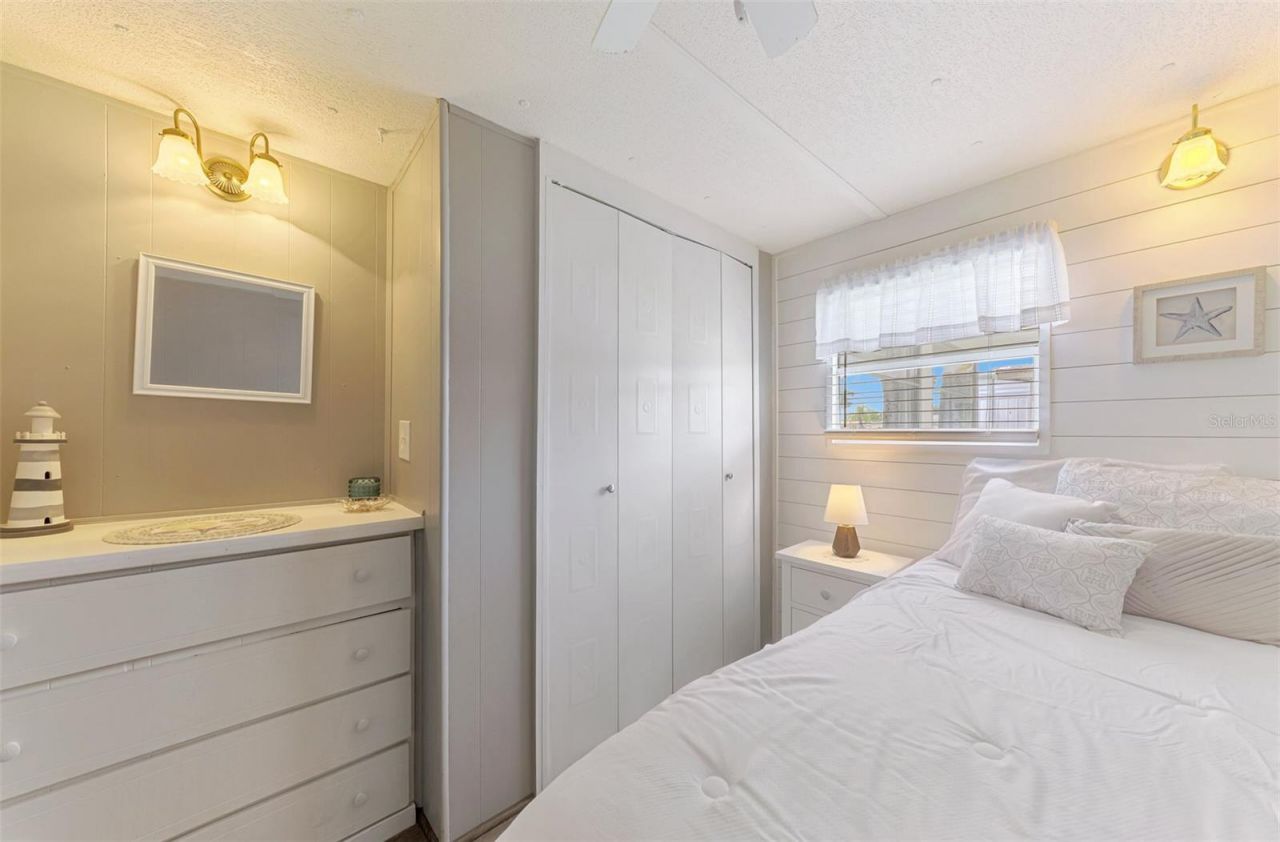 259 Inner Drive E, Venice, FL 34285 Photo