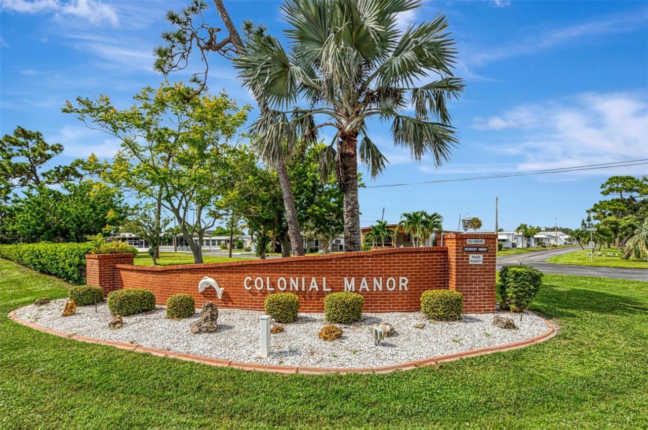 259 Inner Drive E, Venice, FL 34285 Photo