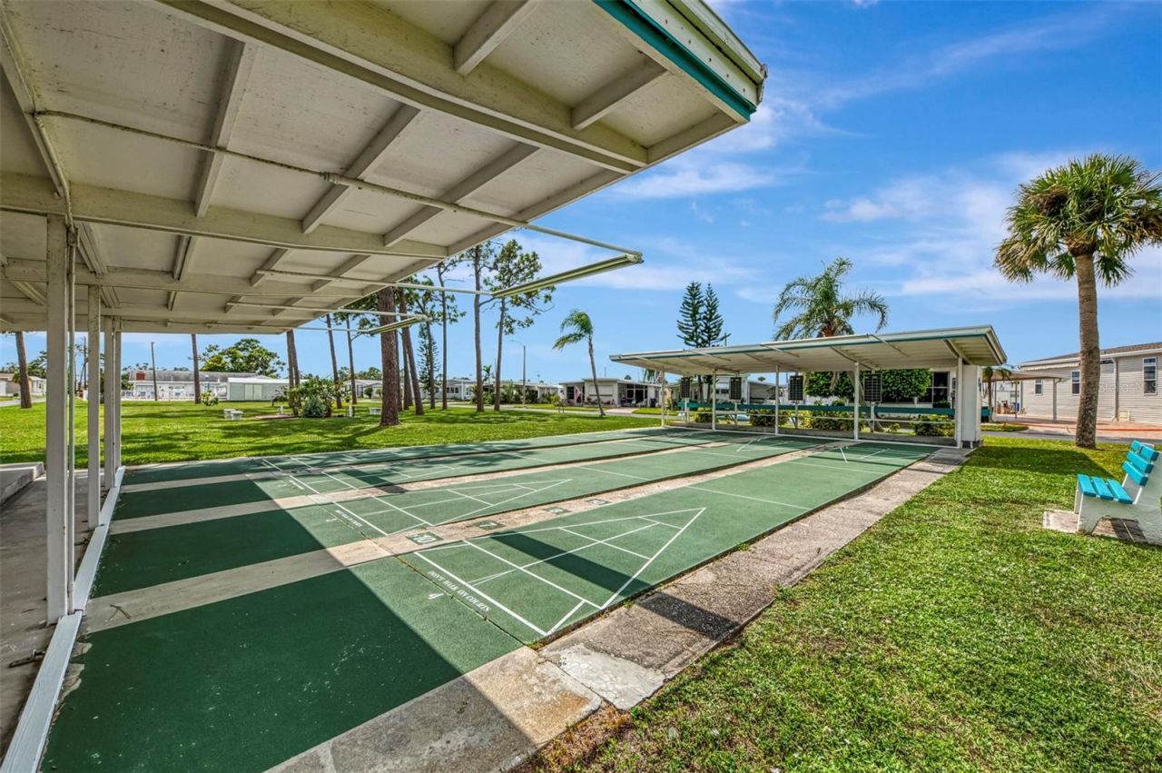 259 Inner Drive E, Venice, FL 34285 Photo