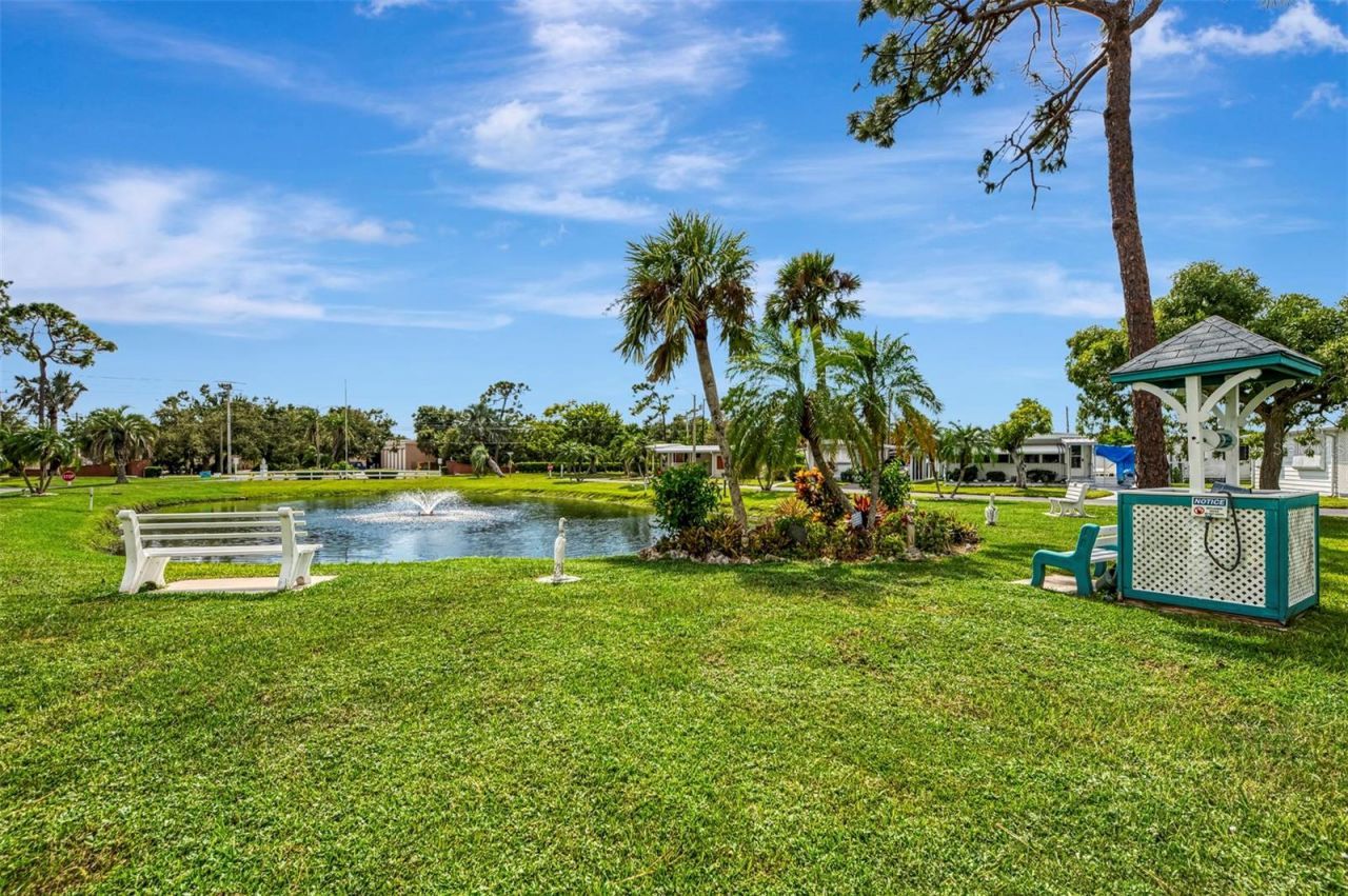259 Inner Drive E, Venice, FL 34285 Photo
