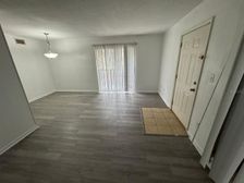 507 NW 39th Road, Unit 220, Gainesville, FL 32607