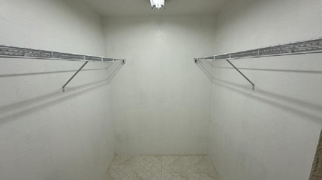 700 Village Green Court, Unit 316, Palm Springs, FL 33461 Photo